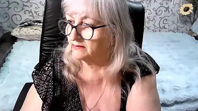 Snapshot of LolkaAlyss chatting on 09-12-25, 08:42 LolkaAlyss online show from 09-12-25, 08:42