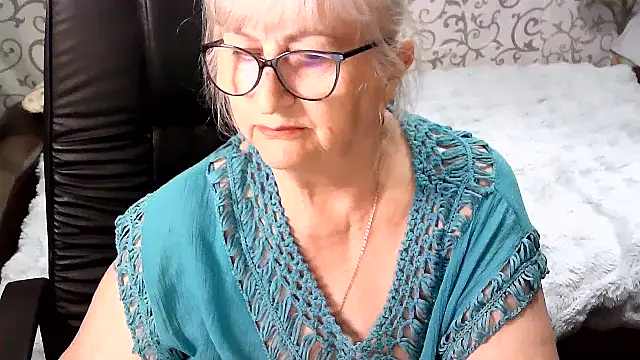 Snapshot of LolkaAlyss chatting on 10-09-25, 08:07 LolkaAlyss online show from 10-09-25, 08:07