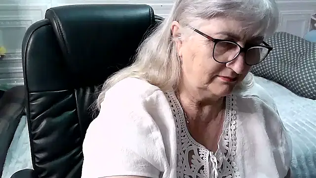 LolkaAlyss online show from 04-21-26, 11:38