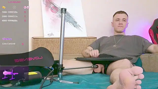 Snapshot of Ethan_and_mike chatting on 03-09-25, 11:03 Ethan and mike online show from 03-09-25, 11:03