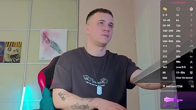 Snapshot of Ethan_and_mike chatting on 09-25-25, 02:10 Ethan and mike online show from 09-25-25, 02:10