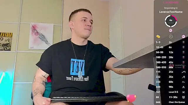 Snapshot of Ethan_and_mike chatting on 10-25-25, 11:40 Ethan and mike online show from 10-25-25, 11:40