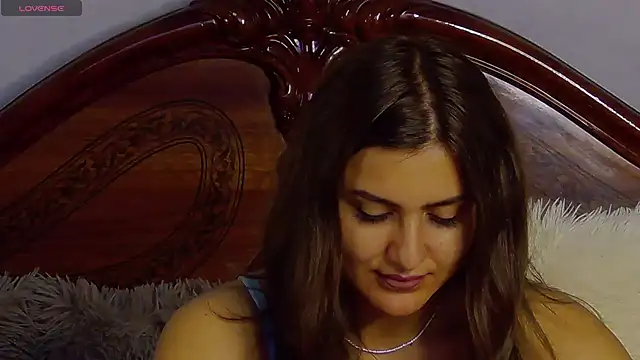 NicolePlay online show from 11-06-25, 06:25