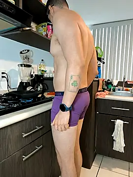 towers j online show from 09-26-25, 04:33