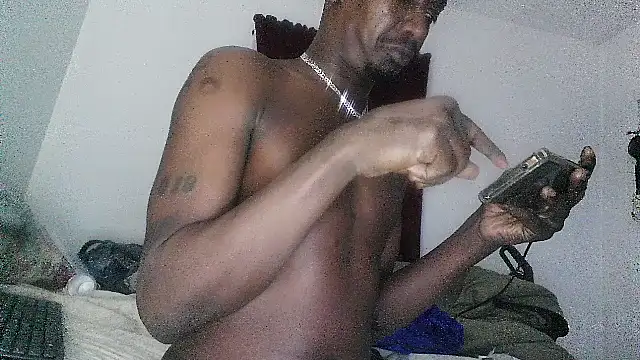 Snapshot of RinsingWood84 chatting on 02-02-25, 08:24 RinsingWood84 online show from 02-02-25, 08:24