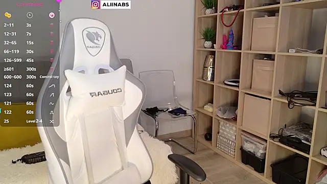 aliiiiiina online show from 02-09-25, 08:45