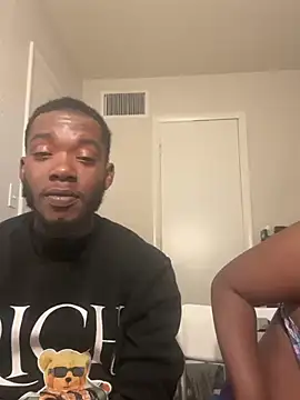 DancingLemonade online show from 01-21-25, 04:21