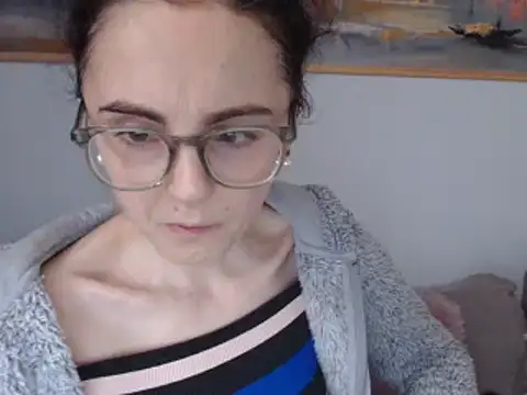 cleophee online show from 02-04-25, 09:49