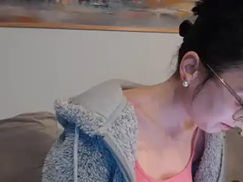 cleophee online show from 02-12-25, 06:51