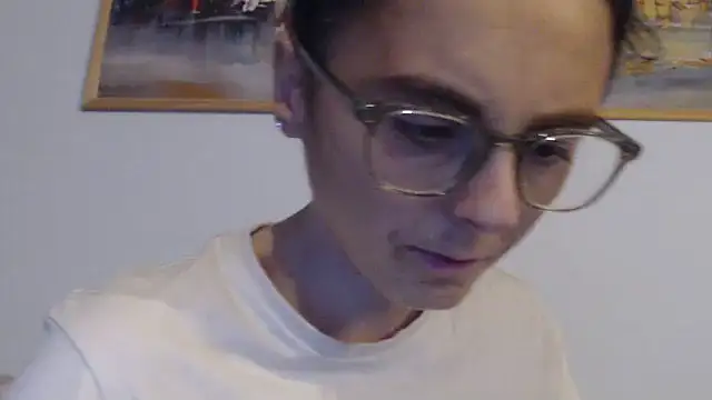 Snapshot of cleophee chatting on 10-18-25, 06:05 cleophee online show from 10-18-25, 06:05