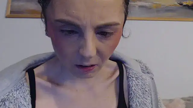 Snapshot of cleophee chatting on 02-12-26, 06:52 cleophee online show from 02-12-26, 06:52