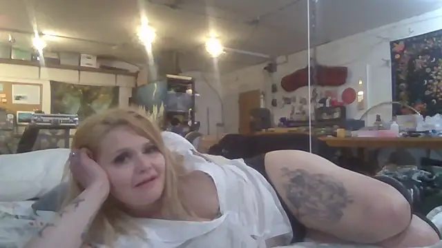 Mostlikely2suckseed88 online show from 02-11-26, 09:53