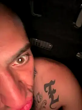 Snapshot of Exclusivenutxxx chatting on 11-02-25, 05:04 Exclusivenutxxx online show from 11-02-25, 05:04