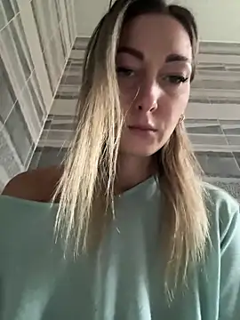 Snapshot of StarryHanna chatting on 03-07-25, 10:13 StarryHanna online show from 03-07-25, 10:13