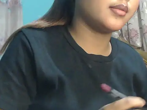 NancyRuvi online show from 10-25-25, 04:13