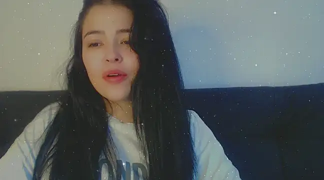 Snapshot of Aleska__Bell chatting on 02-01-25, 04:54 Aleska Bell online show from 02-01-25, 04:54