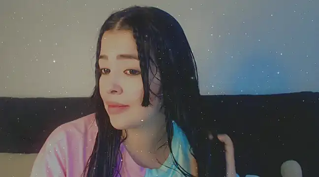 Snapshot of Aleska__Bell chatting on 02-11-25, 03:40 Aleska Bell online show from 02-11-25, 03:40