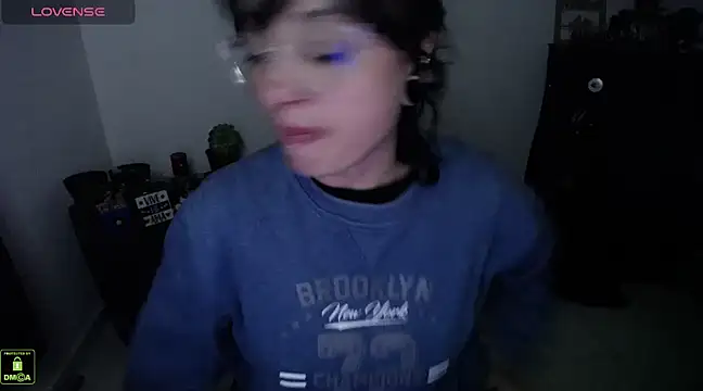 Snapshot of Alexa-Sweet69 chatting on 12-19-24, 02:01 Alexa-Sweet69 online show from 12-19-24, 02:01