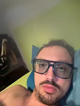 Snapshot of minga1995 chatting on 10-04-25, 08:56 minga1995 online show from 10-04-25, 08:56