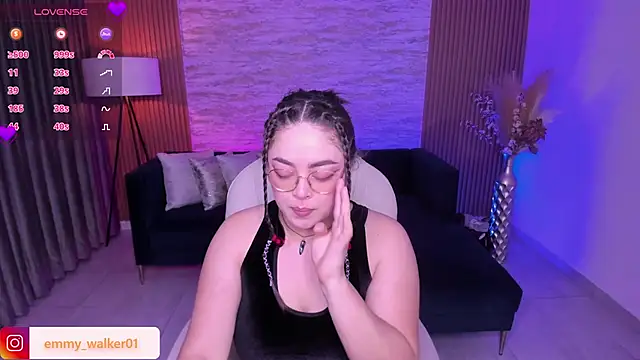 emmy walker online show from 12-02-25, 11:04