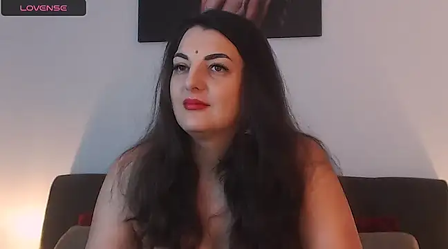 Snapshot of itsyourlady chatting on 01-04-25, 11:11 itsyourlady online show from 01-04-25, 11:11