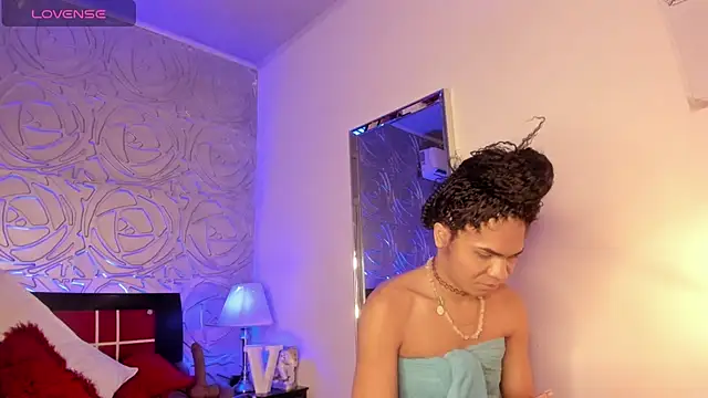 vennus1  online show from 01-28-25, 01:27