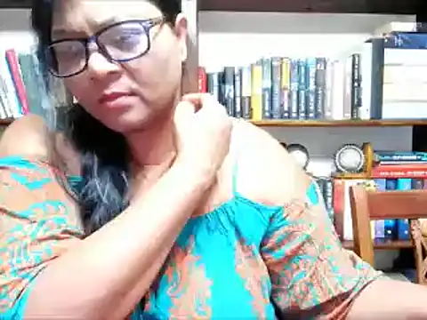 IndianDelia online show from 09-11-25, 01:17