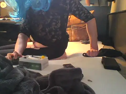 Snapshot of Slutviki69 chatting on 03-08-26, 08:51 Slutviki69 online show from 03-08-26, 08:51