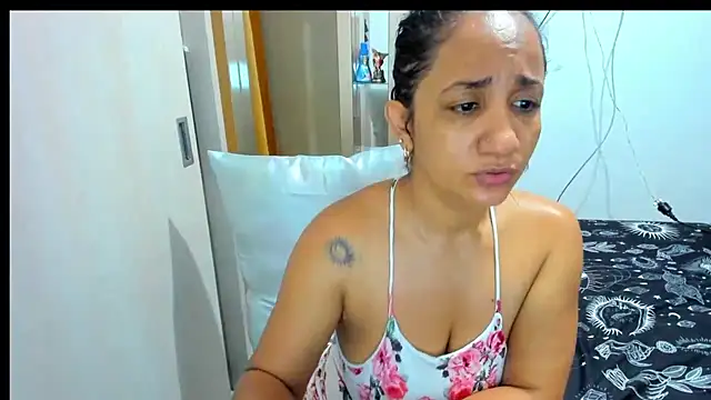 Snapshot of alaskmiller1 chatting on 09-26-25, 11:53 alaskmiller1 online show from 09-26-25, 11:53