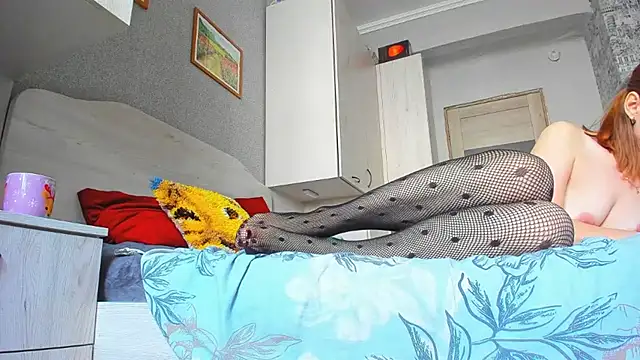 Snapshot of DUSSY_PUSSY chatting on 02-21-25, 06:29 DUSSY PUSSY online show from 02-21-25, 06:29