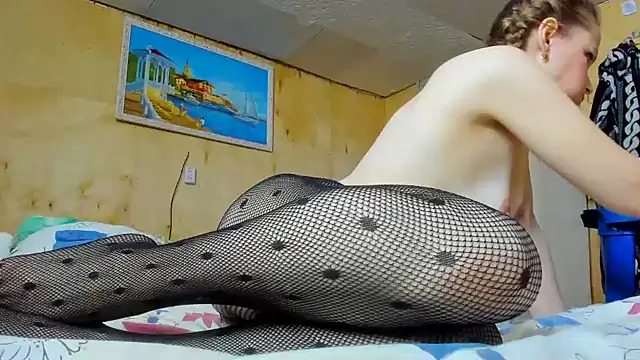 Snapshot of DUSSY_PUSSY chatting on 02-22-25, 02:41 DUSSY PUSSY online show from 02-22-25, 02:41