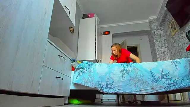 Snapshot of DUSSY_PUSSY chatting on 11-21-25, 05:06 DUSSY PUSSY online show from 11-21-25, 05:06