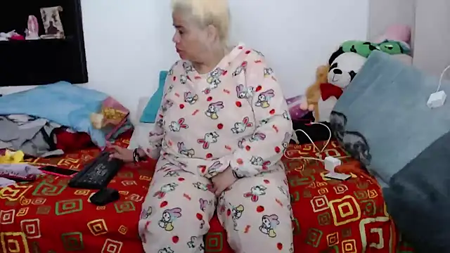 estrellita fugaz16x online show from 01-02-25, 03:15