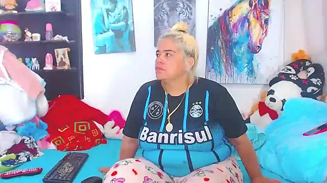 estrellita fugaz16x online show from 01-28-25, 02:11