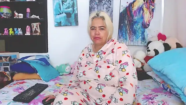 estrellita fugaz16x online show from 02-02-25, 12:46