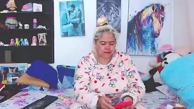 estrellita fugaz16x online show from 02-08-25, 01:01