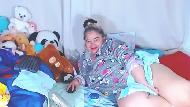 estrellita fugaz16x online show from 09-19-25, 03:30