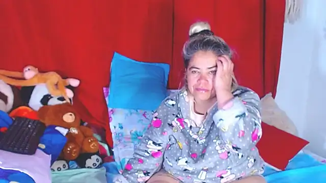 estrellita fugaz16x online show from 10-25-25, 11:29