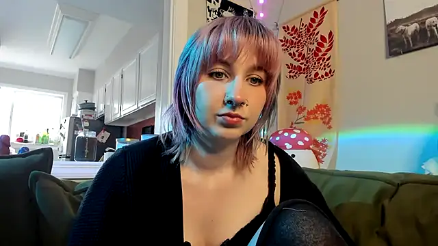 Snapshot of LedaBun chatting on 02-21-26, 07:37 LedaBun online show from 02-21-26, 07:37