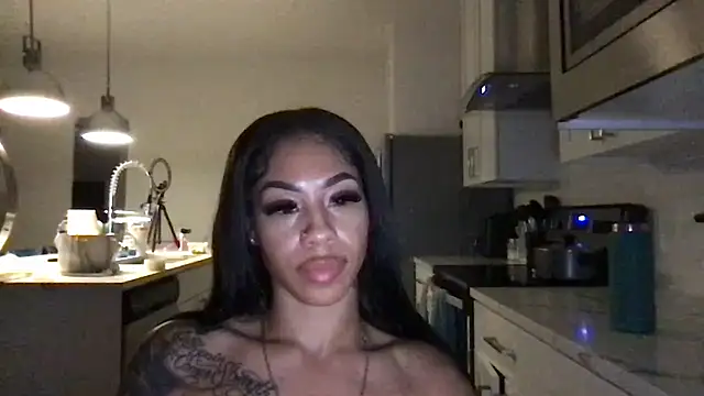 Snapshot of honeyybabyy112 chatting on 09-12-25, 07:19 honeyybabyy112 online show from 09-12-25, 07:19