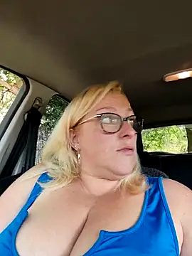 winniess40 online show from 04-21-26, 11:16