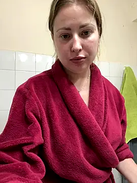 AlisaWhite online show from 12-15-25, 01:48