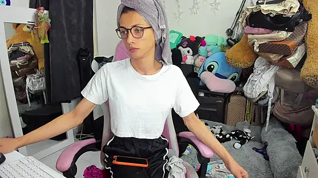 Snapshot of Lawrncesofiets chatting on 01-14-25, 05:45 Lawrncesofiets online show from 01-14-25, 05:45