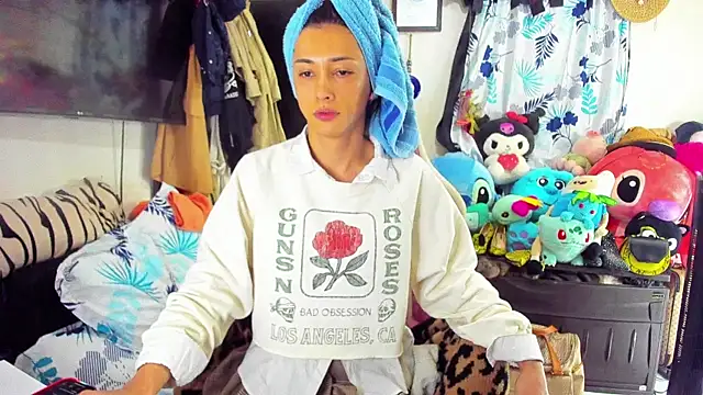 Snapshot of Lawrncesofiets chatting on 03-16-25, 05:28 Lawrncesofiets online show from 03-16-25, 05:28