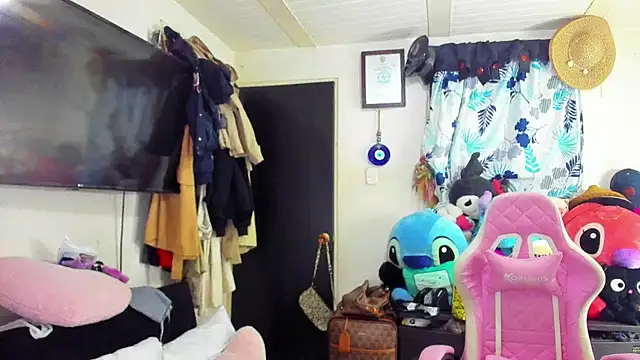 Snapshot of Lawrncesofiets chatting on 03-19-25, 07:27 Lawrncesofiets online show from 03-19-25, 07:27