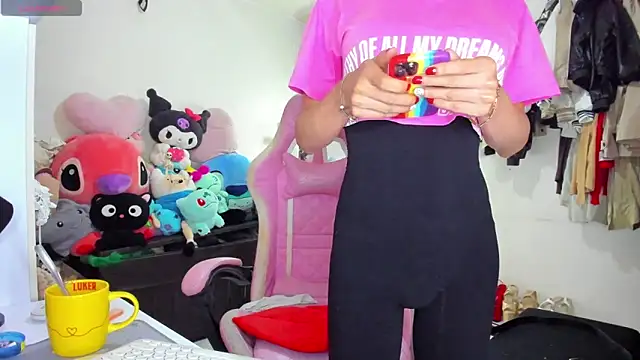 Snapshot of Lawrncesofiets chatting on 09-25-25, 05:49 Lawrncesofiets online show from 09-25-25, 05:49