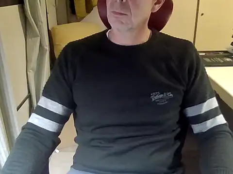 mariohurt101 online show from 10-30-25, 09:26