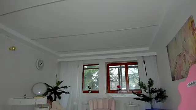 TiffanyHouston  online show from 12-09-24, 06:23