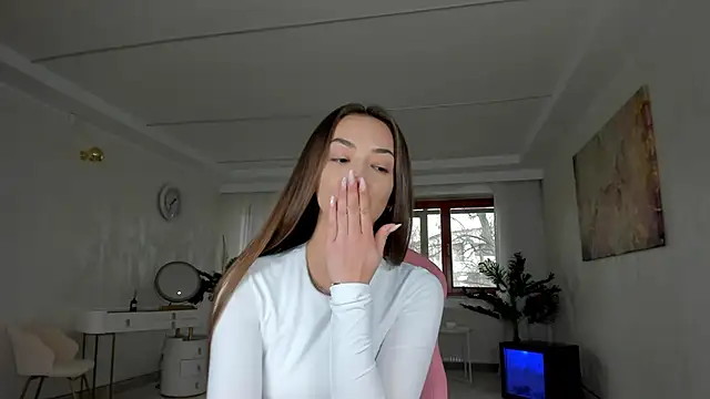 TiffanyHouston  online show from 02-07-25, 06:56