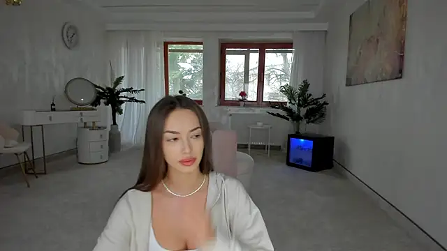 TiffanyHouston  online show from 02-08-25, 07:04